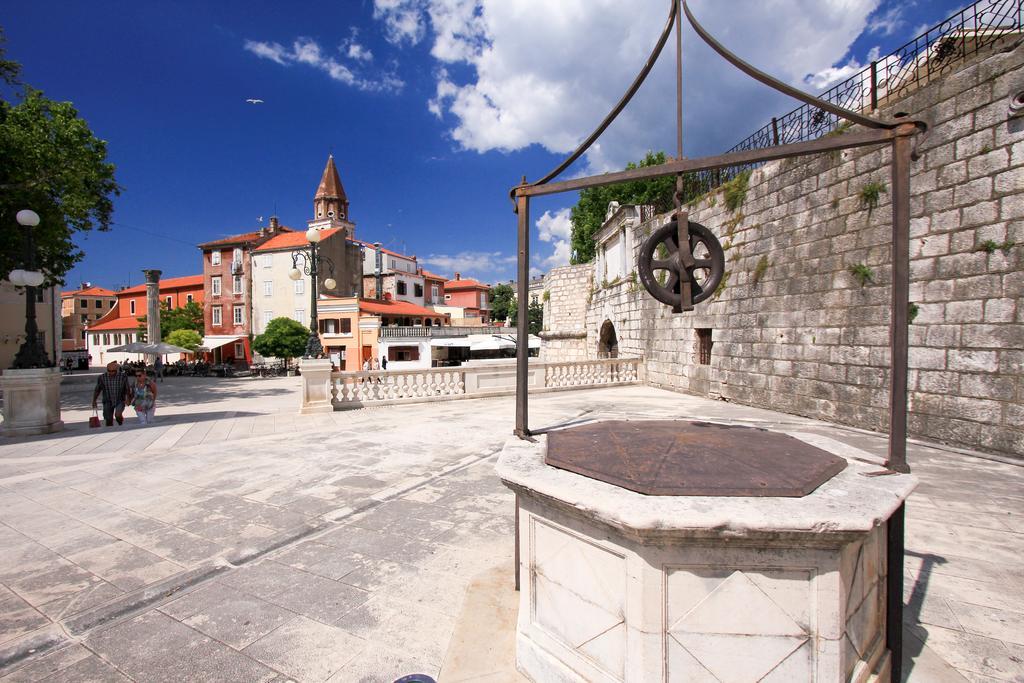 Apartment Sandra Zadar Exteriör bild